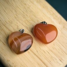 Agate سنگ (عقیق)