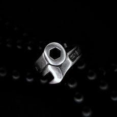 انگشار نقره مردونه تعمیر کارا یا دست به آچار ها یه هدیه خاص برای آقایان