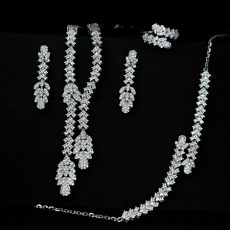 سرویس جذاب و چشمگیر ونوس با روکش طلا سفید ضد حساسیت