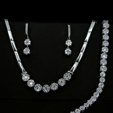 سرویس رزا کاری خاص و جذاب از قلب ایتالیا با روکش طلا سفید صدردصد بدون حساسیت