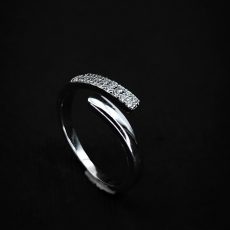 انگشتر نقره ما کاری متفاوت مناسب استایل های مدرن